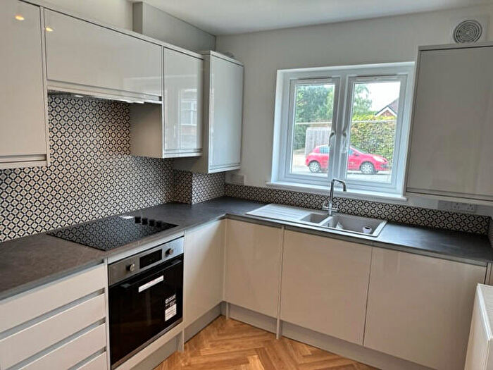 3 Bedroom Terraced House To Rent In Horsebridge Hill, Newport, Isle Of Wight, PO30