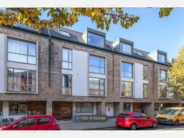 2 Bedroom Flat To Rent In Grant House, London, SW9