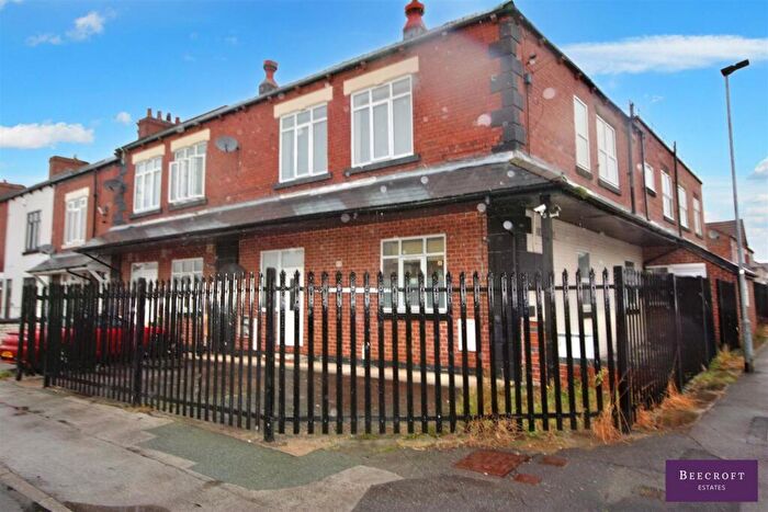 2 Bedroom Flat For Sale In High Street, Thurnscoe, Rotherham, S63