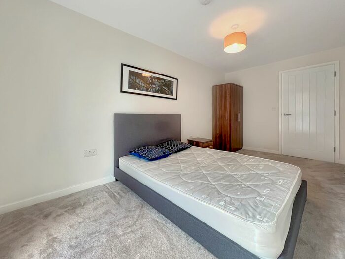 2 Bedroom Flat To Rent In Block E, Victoria Riverside, Leeds City Centre, LS10
