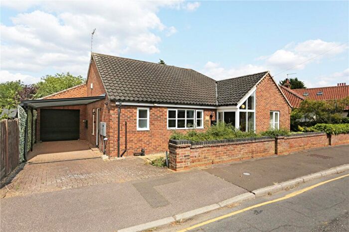 3 Bedroom Bungalow For Sale In Oakfields Road, Cringleford, Norwich, Norfolk, NR4