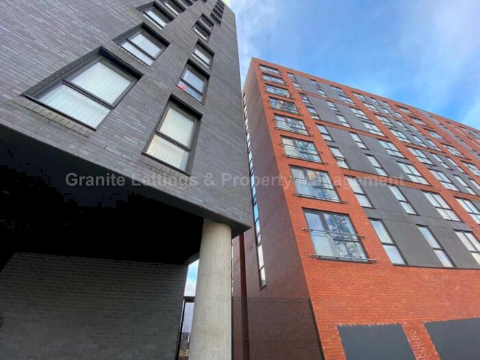 3 Bedroom Apartment To Rent In Lowry Wharf, The Riley Building, Derwent Street, Salford, M5