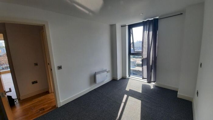 2 Bedroom Flat To Rent In North Bank, Sheffield, S3