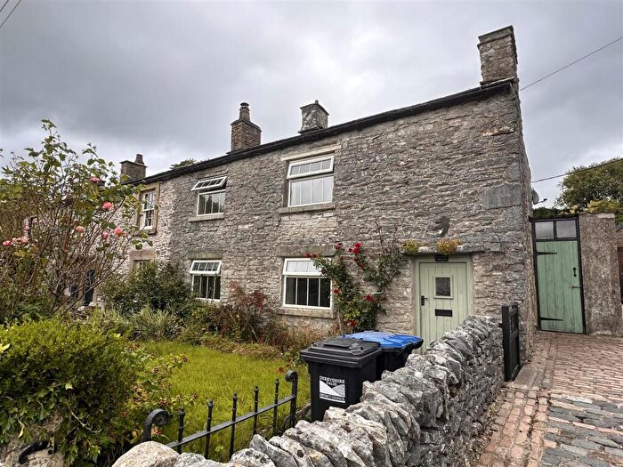2 Bedroom Semi-Detached House To Rent In Earl Sterndale, Buxton, SK17
