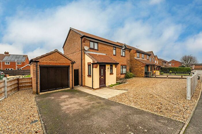 4 Bedroom Detached House For Sale In Brooks Drive, Scarning, NR19