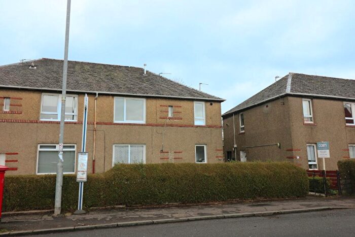 2 Bedroom Flat To Rent In Cathcart Road, Rutherglen, South Lanarkshire, G73