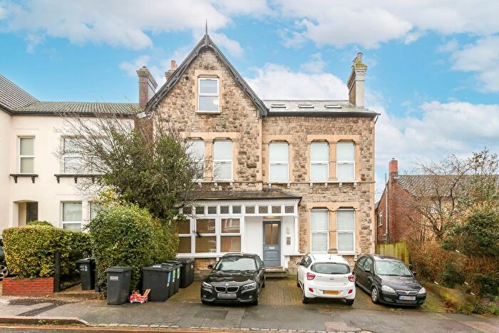 1 Bedroom Flat To Rent In Campden Road, South Croydon, CR2