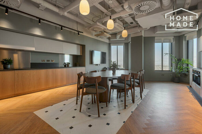 Flat To Rent In Enclave Croydon, CR0