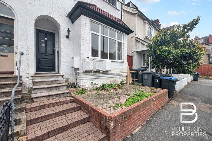 2 Bedroom Flat To Rent In Glossop Road, South Croydon, CR2