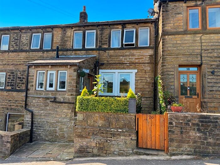 2 Bedroom Cottage For Sale In Booth House Lane, Holmfirth, HD9