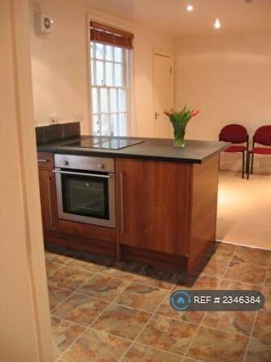 1 Bedroom Flat To Rent In Brunswick Terrace, Hove, BN3