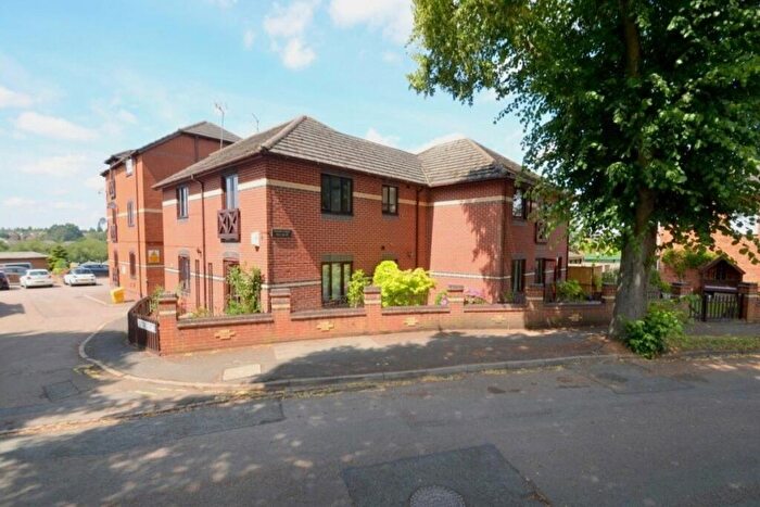 2 Bedroom Flat To Rent In The Crescent, Kettering, NN15