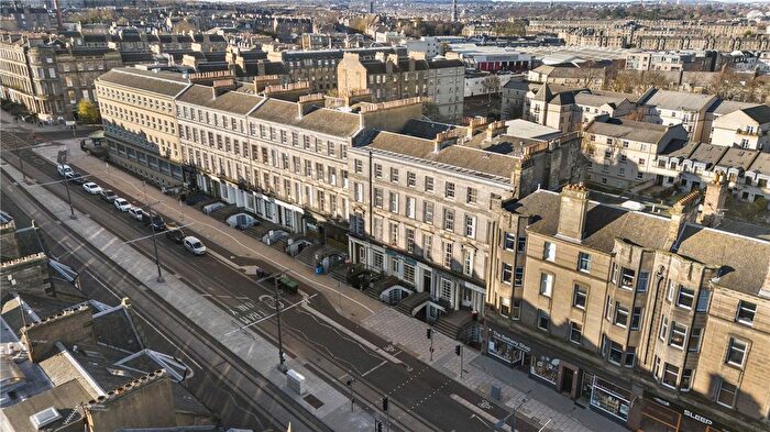 4 Bedroom Flat For Sale In Haddington Place, Edinburgh, EH7