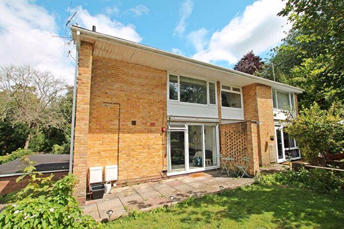 2 Bedroom Flat To Rent In Westley Close, Winchester, SO22