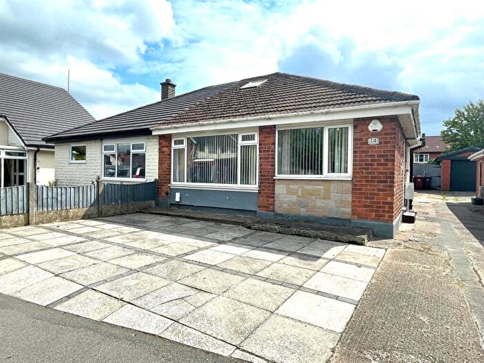 2 Bedroom Semi-Detached Bungalow For Sale In Woodwards Road, Bolton, BL5