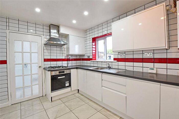 4 Bedroom Semi-Detached House To Rent In Burley Crest, Downend, Bristol, Bristol, BS16
