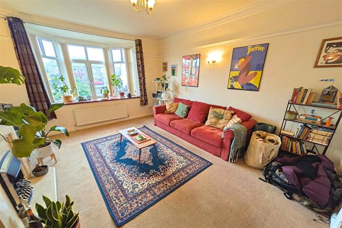 2 Bedroom Flat To Rent In Market Street, Stockport, SK6