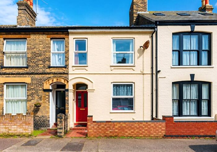 3 Bedroom Terraced House For Sale In Lorne Road, Lowestoft, Suffolk, NR33