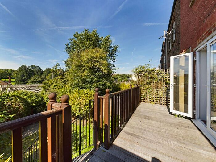 4 Bedroom Terraced House To Rent In Riley Road, Brighton, East Sussex, BN2