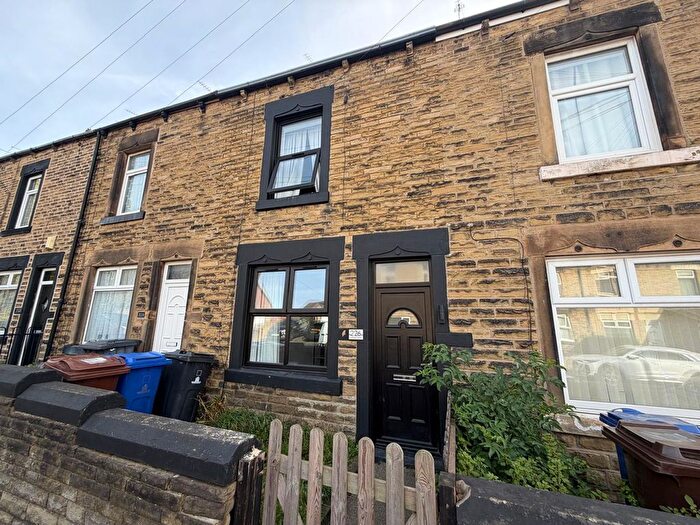 3 Bedroom Terraced House To Rent In Darton Lane, Mapplewell, S75