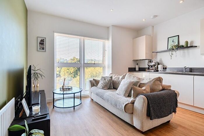 2 Bedroom Flat For Sale In Coddington Close, Ware, Hertfordshire, SG12