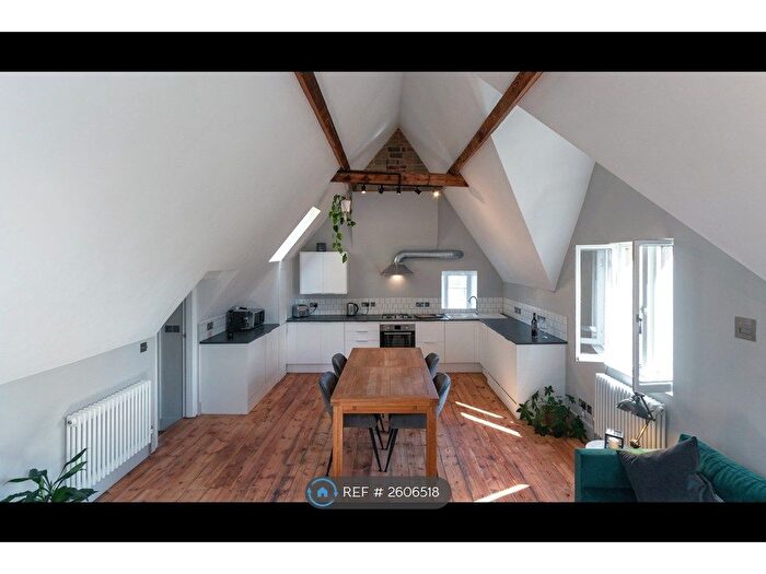 2 Bedroom Flat To Rent In St Ann's Tower, Leeds, LS6