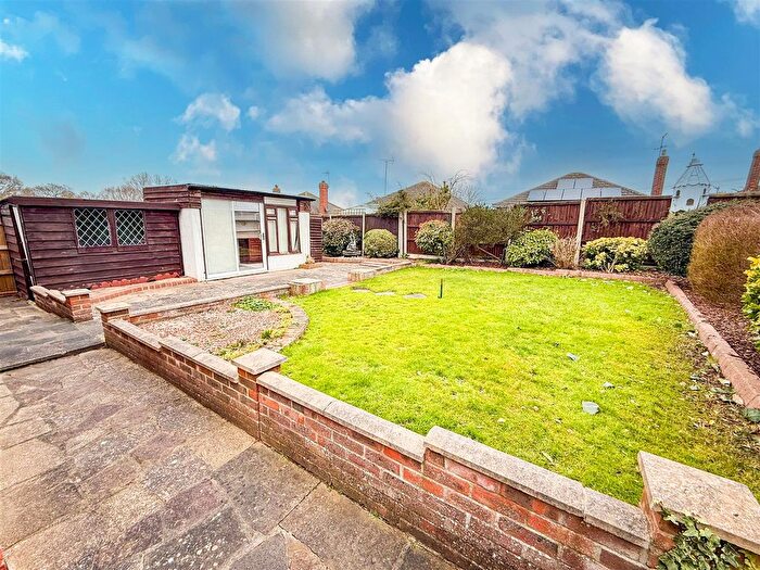 2 Bedroom Detached Bungalow For Sale In Sladburys Lane, Holland-On-Sea, Essex, CO15