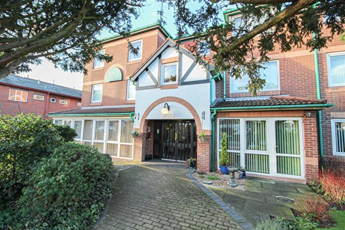 1 Bedroom Apartment For Sale In Beech Court, Mapperley, Nottingham, NG3