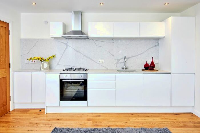 2 Bedroom Flat To Rent In Wilbraham Road, Chorlton Cum Hardy, Manchester M21