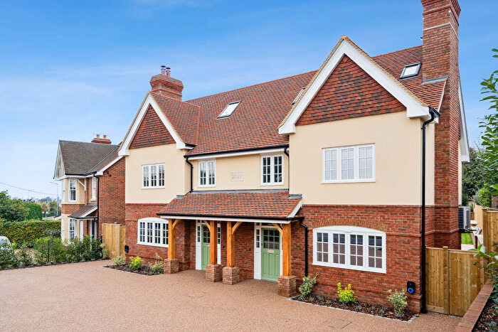 5 Bedroom Semi-Detached House For Sale In Gypsy Lane, Marlow. Recently Built Semi Detached Five Bedroom Home., SL7