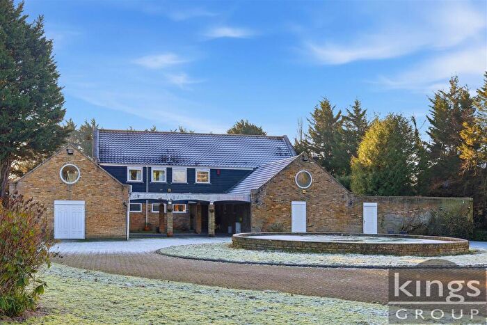 6 Bedroom Detached House For Sale In Harlow Common, Harlow, CM17