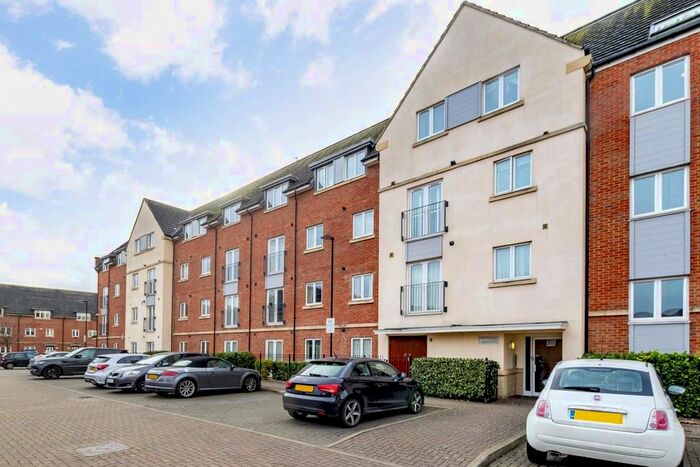 2 Bedroom Flat To Rent In Academy Place, Osterley, Isleworth, TW7