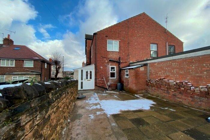 1 Bedroom Flat To Rent In Nottingham Road, Nottingham NG7