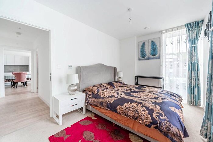 2 Bedroom Flat To Rent In College Road, Harrow, HA1