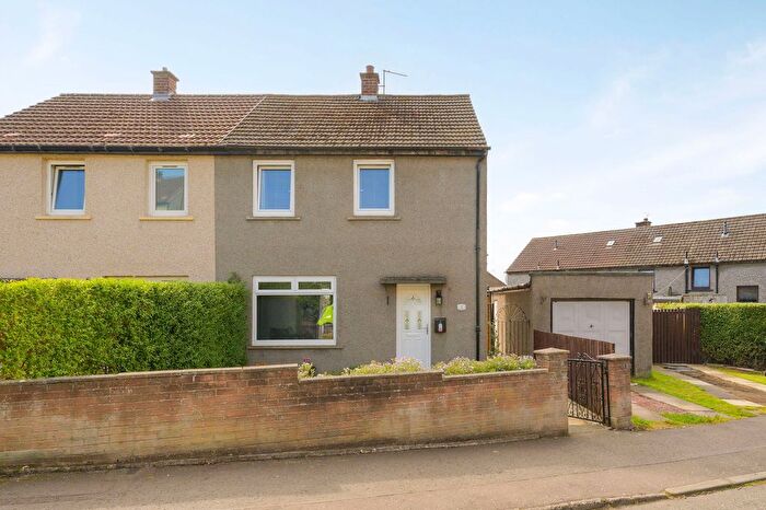 2 Bedroom Semi-Detached House For Sale In Pentland Terrace, Dunfermline, KY11