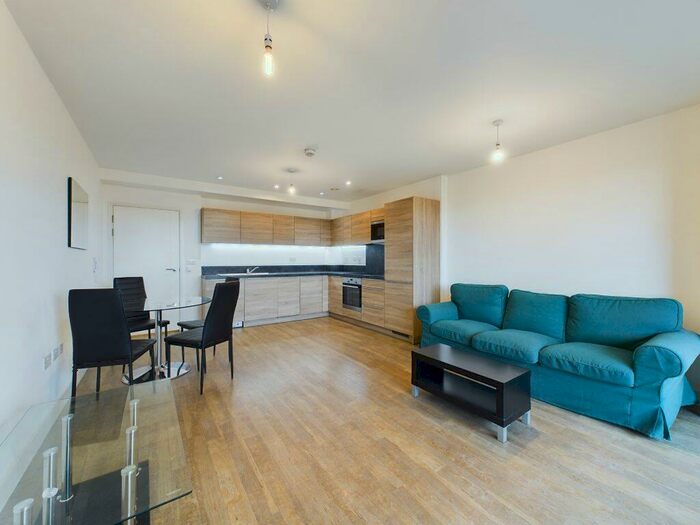 2 Bedroom Flat To Rent In Yeoman Street, Surrey Quays, , London &# Bed Flat, SE8