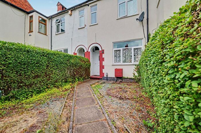 3 Bedroom Terraced House For Sale In Harefield Road, Coventry, CV2