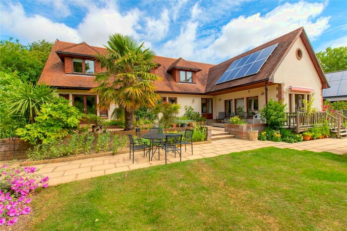 6 Bedroom Detached House For Sale In Glebe Close, Toft, Cambridge, CB23