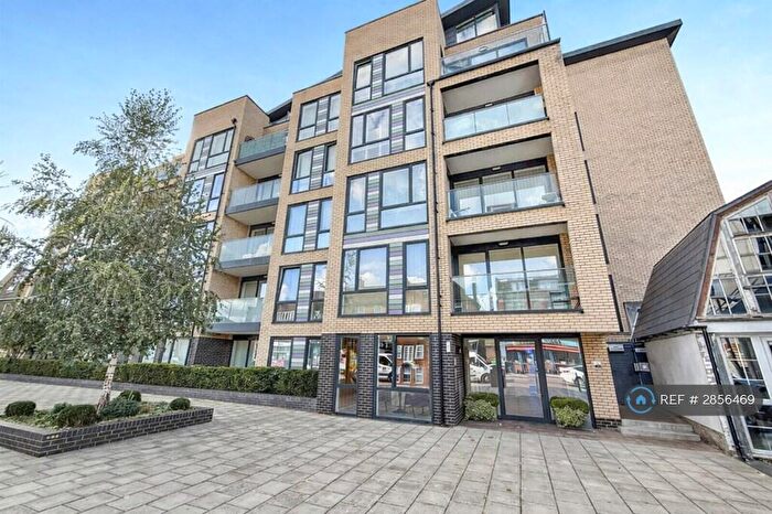 1 Bedroom Flat To Rent In Grove Place, London, SE9