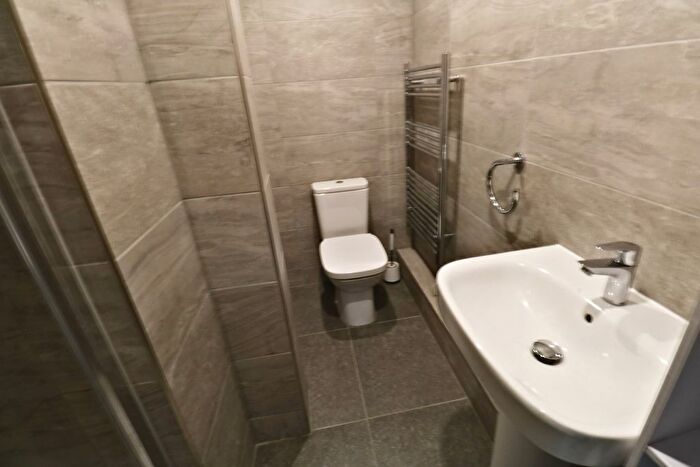 1 Bedroom Studio To Rent In Elgar Lodge, Fair Acres, Bromley, Kent, BR2