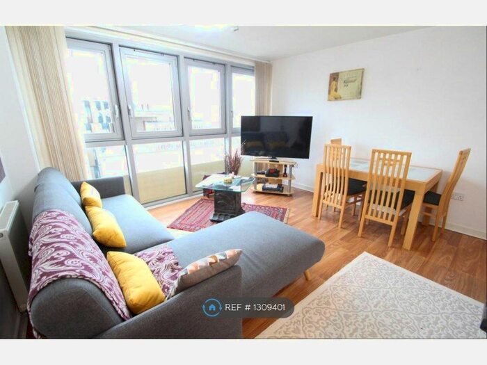 2 Bedroom Flat To Rent In George Street, Glasgow G1