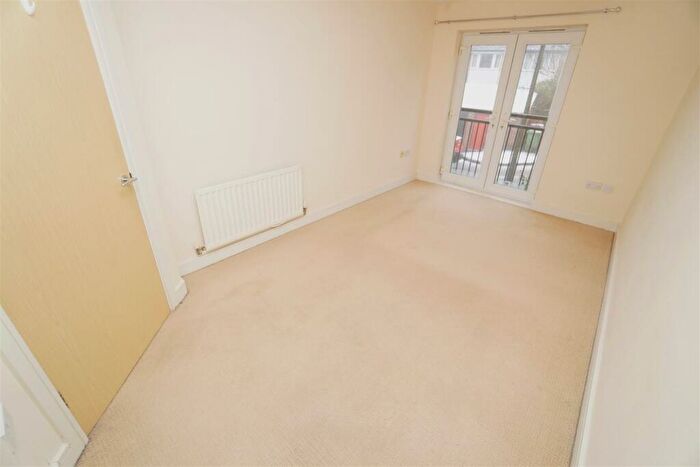 2 Bedroom Apartment To Rent In Durrington Place, Westhoughton, BL5
