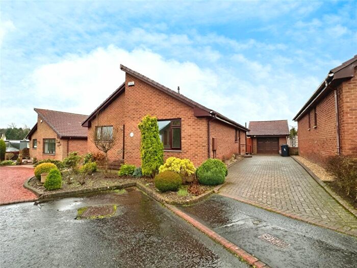 3 Bedroom Bungalow To Rent In Arneil Place, Brightons, Falkirk, Stirlingshire, FK2