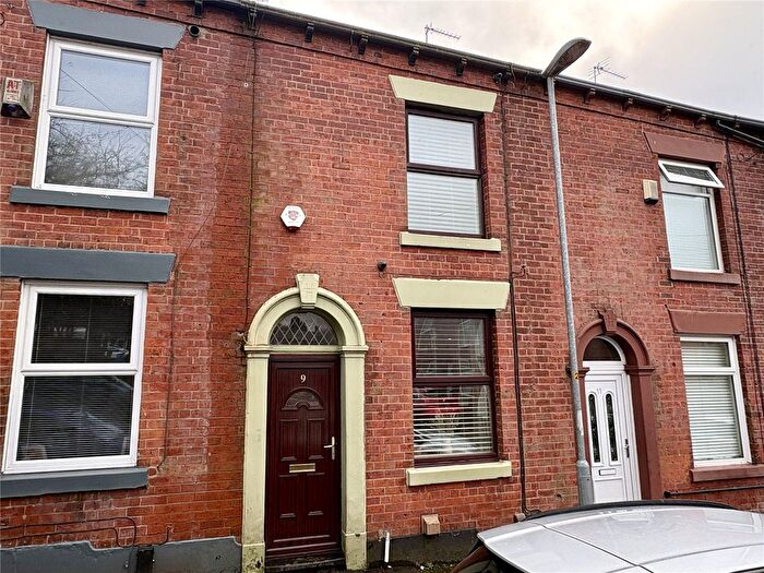 2 Bedroom Terraced House For Sale In Kilburn Street, Watersheddings, Oldham, OL1