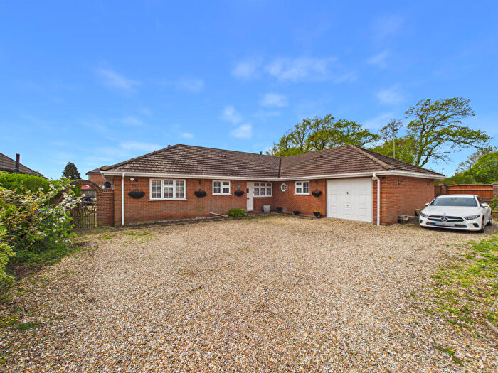 3 Bedroom Detached Bungalow For Sale In Church Road, Locks Heath, SO31