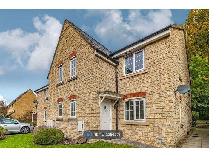 2 Bedroom Terraced House To Rent In Brean Road, Swindon, SN25