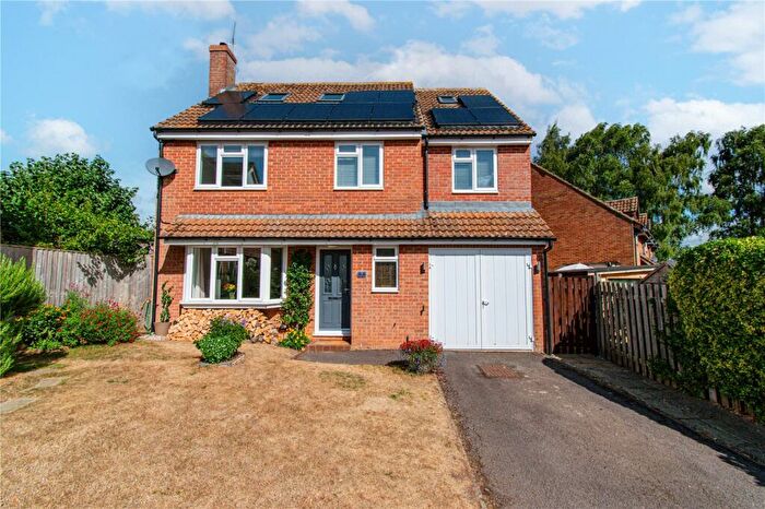 4 Bedroom Detached House For Sale In Blakeney Fields, Great Shefford, Hungerford, Berkshire, RG17