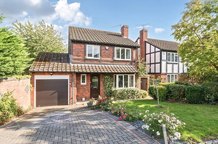 4 Bedroom Detached House For Sale In Basil Close, Earley, Reading, RG6