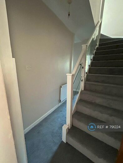 2 Bedroom Flat To Rent In Dorchester Road, Weymouth, DT4