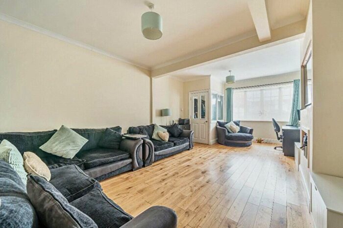 5 Bedroom House To Rent In Eastney Road, Southsea, Hampshire, PO4